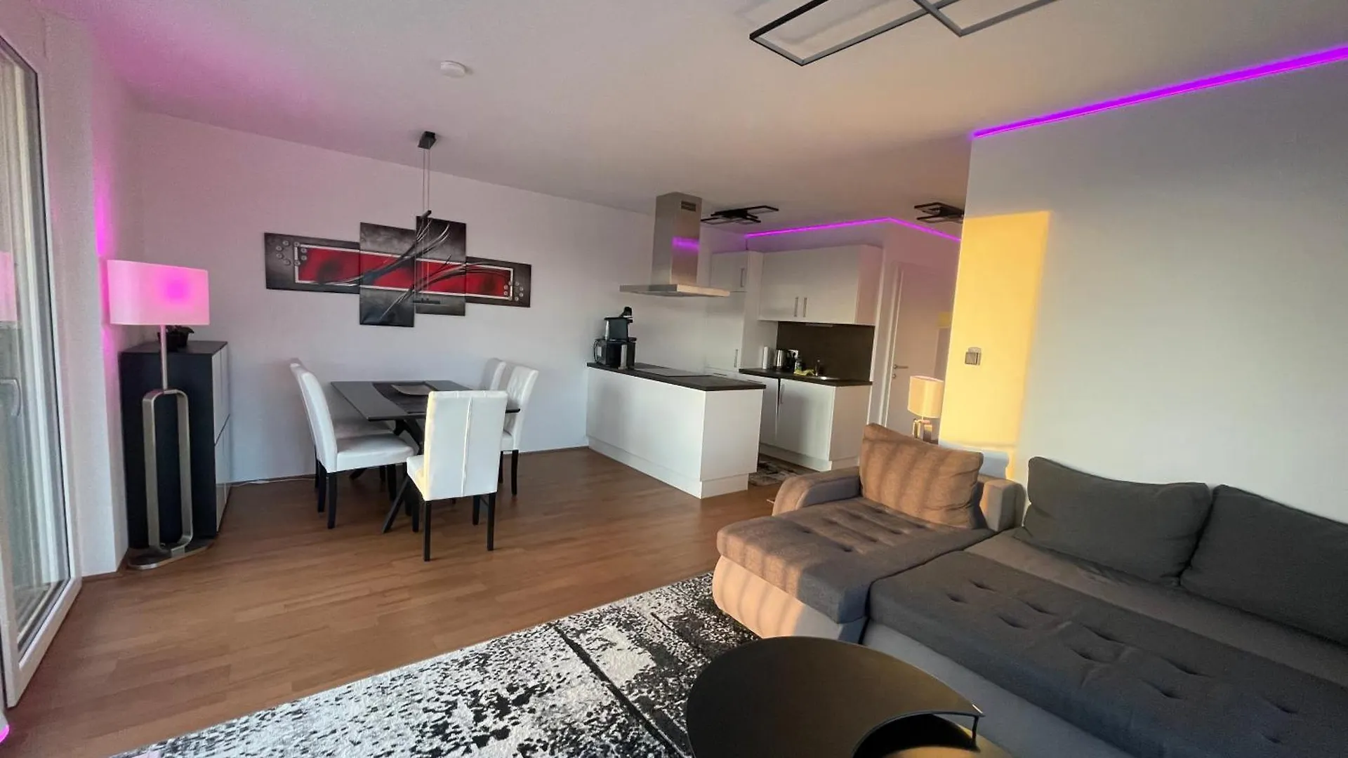 Luxusapartment Mit 40 Qm Terrasse, E-Parkplatz Und Parkplatz Graz Apartament